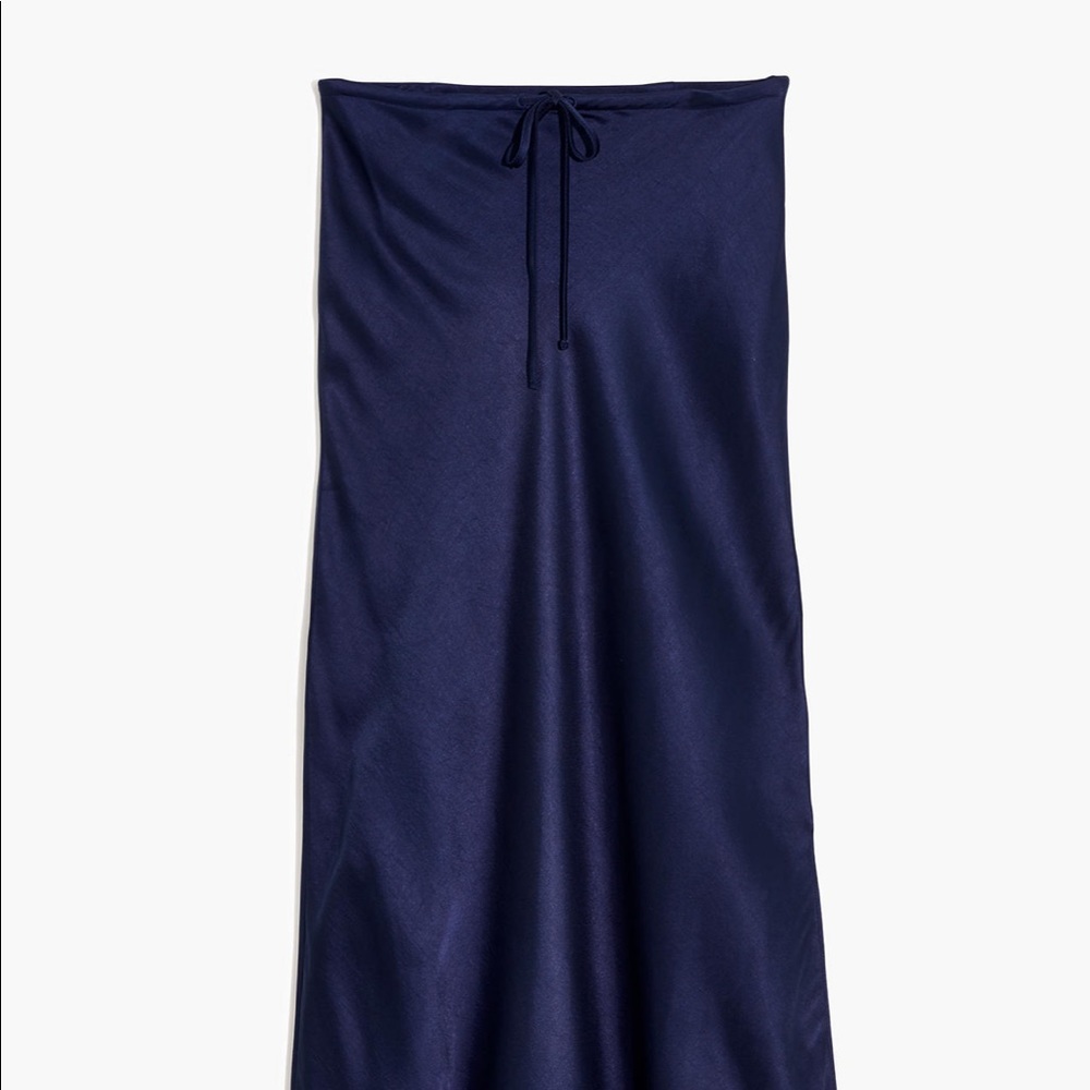 Madewell. Midi Slip Skirt. Dark Nightfall (navy) color. Size 4. No tags.